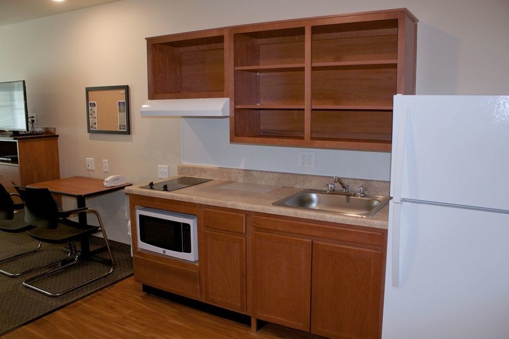 Suburban Studios Watford City Стая снимка